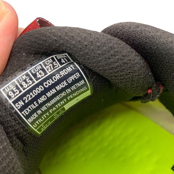 Skechers Max Run Slip In Shoes Size 9.5 Red M Strike 221000 Running Goodyear - Picture 9 of 9